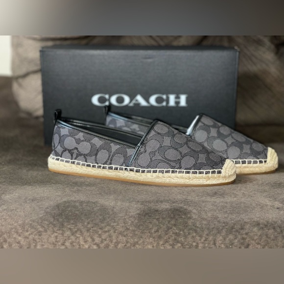 COACH SHOES - Picture 4 of 4